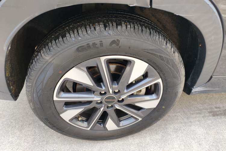Used EXEED Zhuifeng 2022 Chasing the Waves Edition 1.5T CVT Wind-Chasing Edition Right Rear Wheel Hub