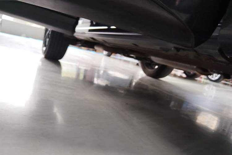 Used EXEED Zhuifeng 2022 Versailles 1.6T DCT "Chasing the Wind" Edition Right Side Sill