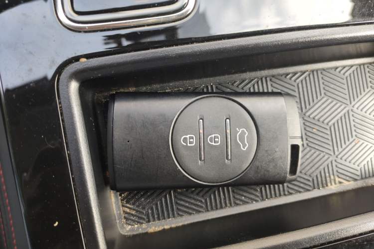 Used EXEED Zhuifeng 2022 Chasing the Waves Edition 1.5T CVT Rising Wind Version Vehicle Key
