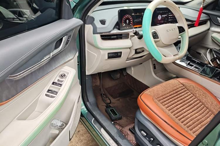 Used EXEED Zhuifeng 2022 1.5T CVT Goddess Edition Driver Seat