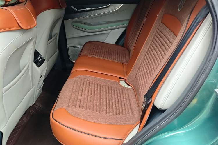 Used EXEED Zhuifeng 2022 1.5T CVT Goddess Edition Left Rear Seat