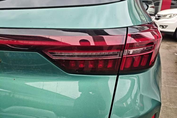 Used EXEED Zhuifeng 2022 1.5T CVT Goddess Edition Right Rear Taillight