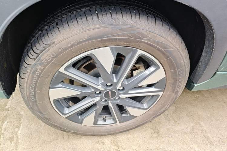 Used EXEED Zhuifeng 2022 1.5T CVT Goddess Edition Right Rear Wheel Hub