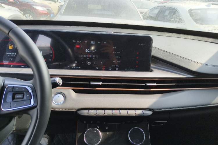 Used EXEED Zhuifeng 2022 Chasing the Waves Edition 1.5T CVT Wind-Chasing Edition Audio And AC Panel