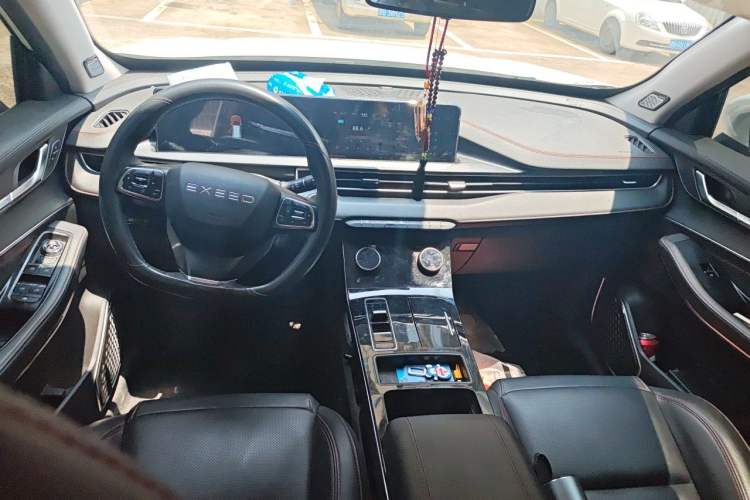 Used EXEED Zhuifeng 2022 Chasing the Waves Edition 1.5T CVT Rising Wind Version Center Console