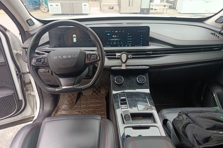 Used EXEED Zhuifeng 2022 Chasing the Waves Edition 1.5T CVT Rising Wind Version Center Console