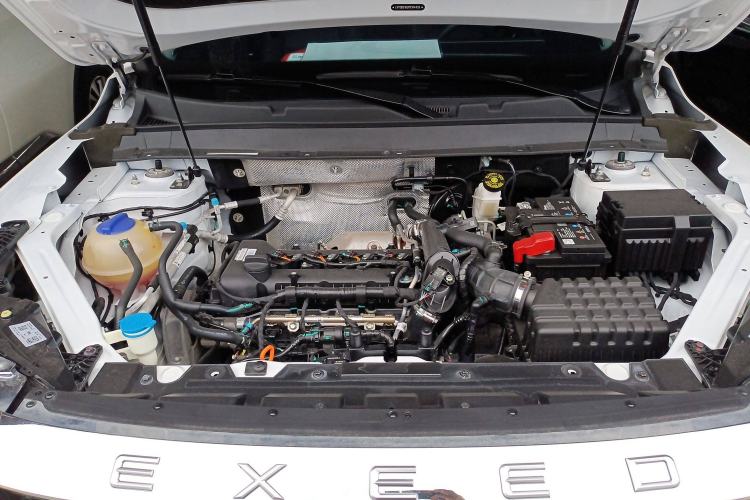 Used EXEED Zhuifeng 2022 Chasing the Waves Edition 1.5T CVT Good Things Peanut Edition Engine Bay