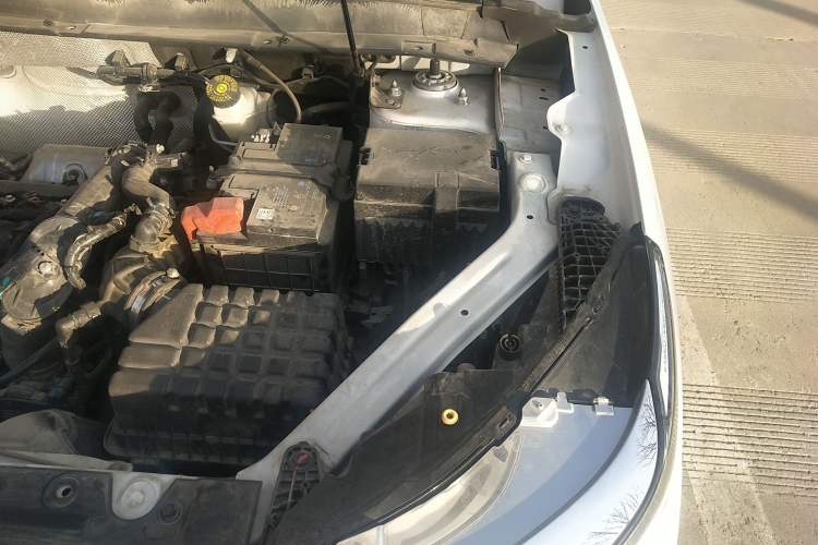 Used EXEED Zhuifeng 2022 Chasing the Waves Edition 1.5T CVT Good Things Peanut Edition Engine Bay Left