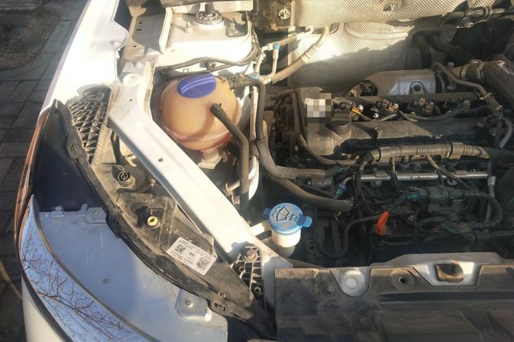 Used EXEED Zhuifeng 2022 Chasing the Waves Edition 1.5T CVT Good Things Peanut Edition Engine Bay Right