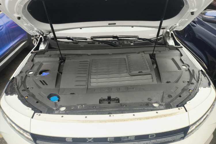 Used EXEED Zhuifeng 2022 Chasing the Waves Edition 1.5T CVT Rising Wind Version Engine Bay