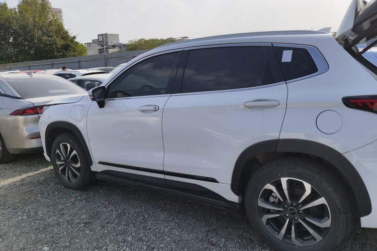 Used EXEED Zhuifeng 2022 Chasing the Waves Edition 1.5T CVT Wind-Chasing Edition Exterior 3