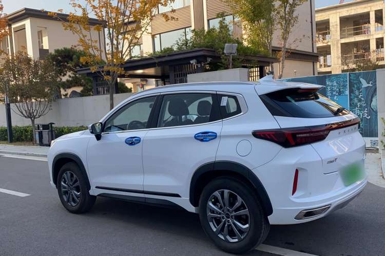 Used EXEED Zhuifeng 2022 Chasing the Waves Edition 1.5T CVT Good Things Peanut Edition Exterior 5