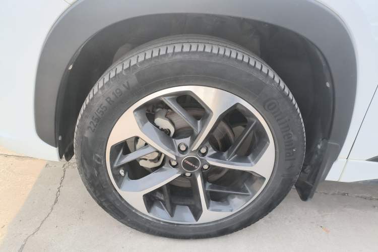 Used EXEED Zhuifeng 2022 Versailles Edition 1.6T DCT Yu Feng Xing Version Exterior 7