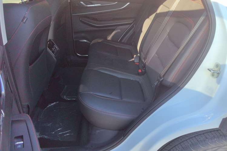 Used EXEED Zhuifeng 2022 Chasing the Waves Edition 1.5T CVT Good Things Peanut Edition Interior 1