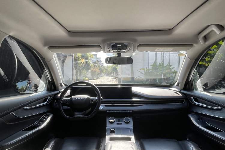 Used EXEED Zhuifeng 2022 Chasing the Waves Edition 1.5T CVT Good Things Peanut Edition Interior 2