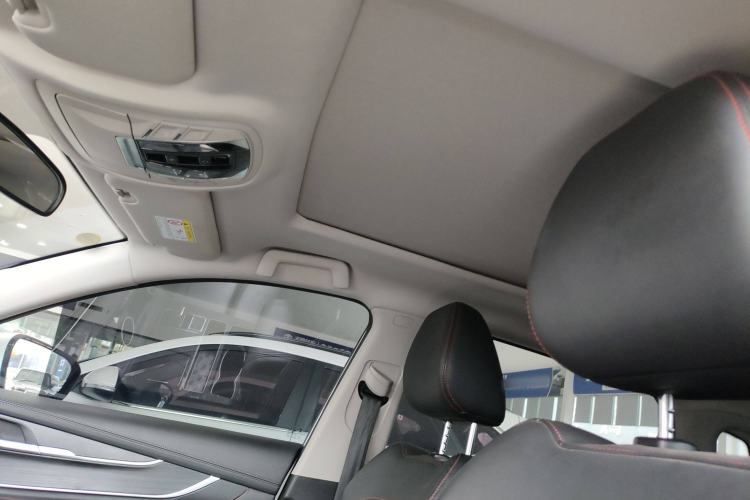 Used EXEED Zhuifeng 2022 Chasing the Waves Edition 1.5T CVT Good Things Peanut Edition Interior 3