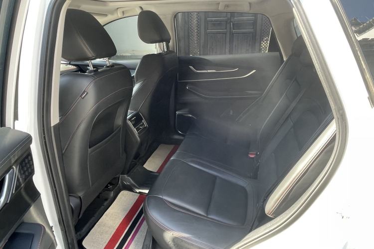 Used EXEED Zhuifeng 2022 Chasing the Waves Edition 1.5T CVT Good Things Peanut Edition Interior 3