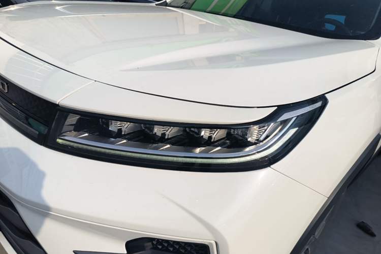 Used EXEED Zhuifeng 2022 Chasing the Waves Edition 1.5T CVT Rising Wind Version Left Front Headlight