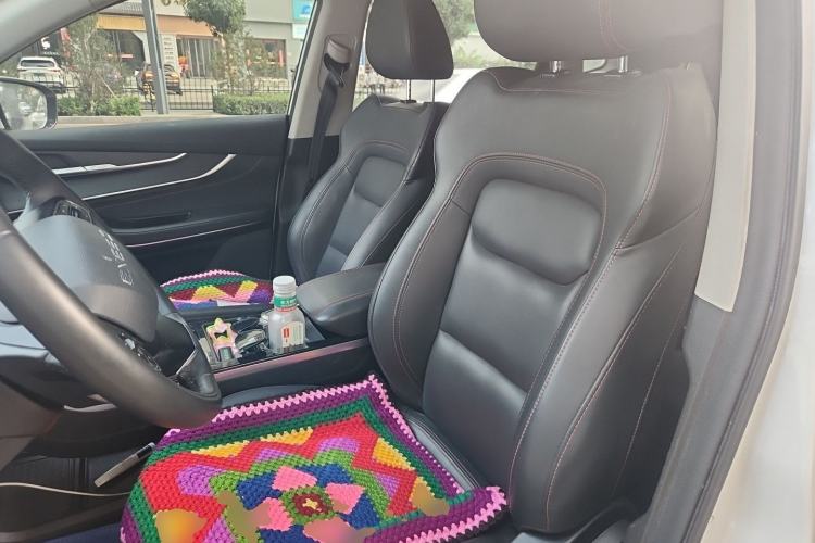 Used EXEED Zhuifeng 2022 Chasing the Waves Edition 1.5T CVT Good Things Peanut Edition Left Front Seat