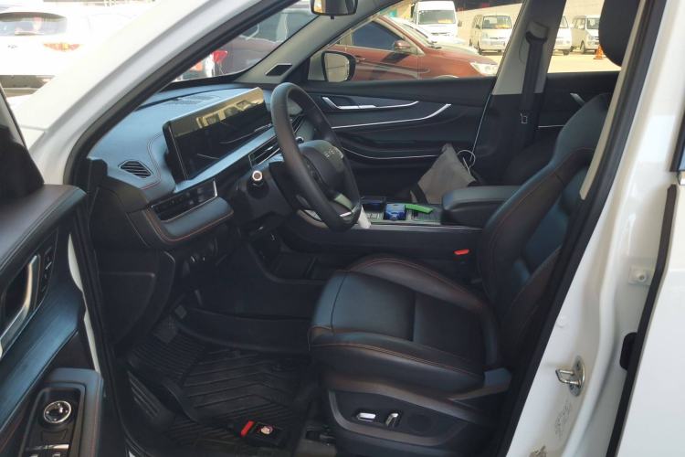 Used EXEED Zhuifeng 2022 Versailles Edition 1.6T DCT Yu Feng Xing Version Left Front Seat