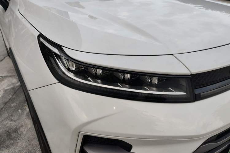Used EXEED Zhuifeng 2022 Chasing the Waves Edition 1.5T CVT Wind-Chasing Edition Right Front Headlight
