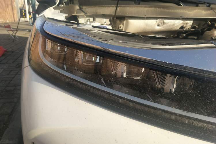 Used EXEED Zhuifeng 2022 Chasing the Waves Edition 1.5T CVT Good Things Peanut Edition Right Front Headlight