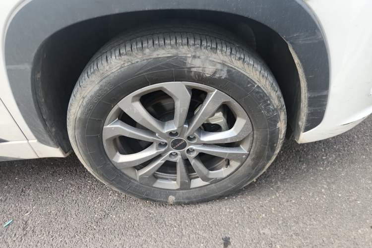Used EXEED Zhuifeng 2022 Chasing the Waves Edition 1.5T CVT Good Things Peanut Edition Right Front Wheel Hub