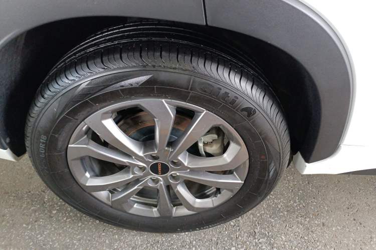 Used EXEED Zhuifeng 2022 Chasing the Waves Edition 1.5T CVT Good Things Peanut Edition Right Rear Wheel Hub
