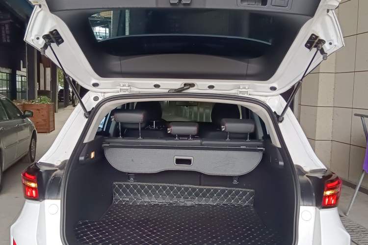 Used EXEED Zhuifeng 2022 Chasing the Waves Edition 1.5T CVT Wind-Chasing Edition Trunk