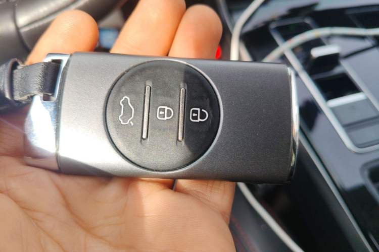 Used EXEED Zhuifeng 2022 Chasing the Waves Edition 1.5T CVT Wind-Chasing Edition Vehicle Key