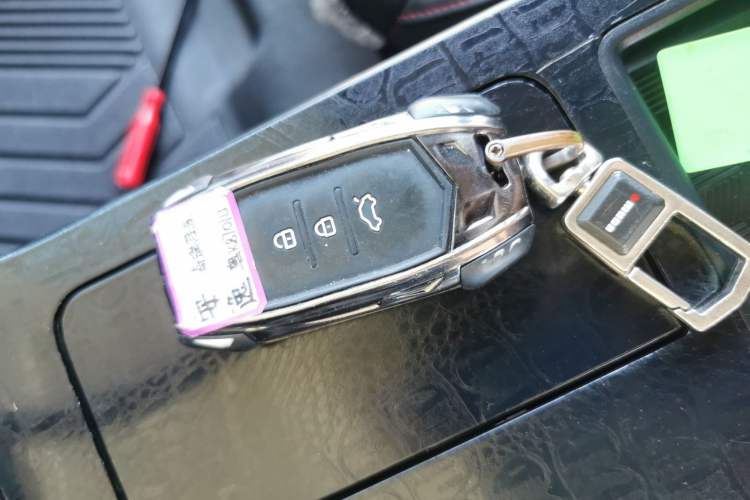 Used EXEED Zhuifeng 2022 Versailles Edition 1.6T DCT Yu Feng Xing Version Vehicle Key