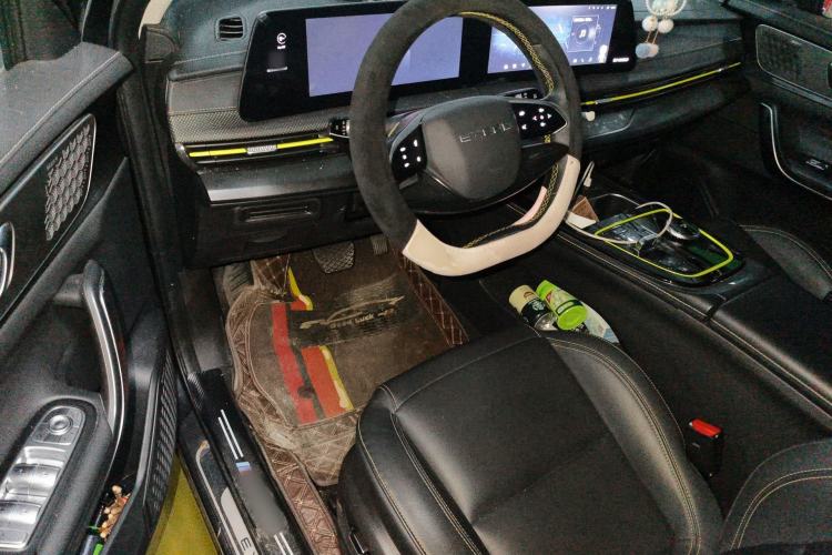 Used EXEED Zhuifeng 2023 1.5T CVT Yufeng Xing Edition Center Console