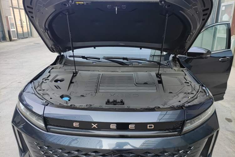Used EXEED Zhuifeng 2023 2.0T DCT Wind-Blown Edition Engine Bay
