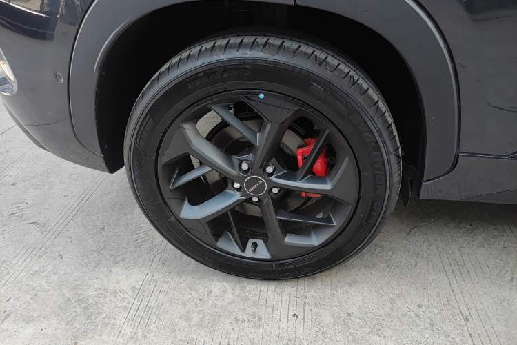 Used EXEED Zhuifeng 2023 2.0T DCT Wind-Blown Edition Right Rear Wheel Hub