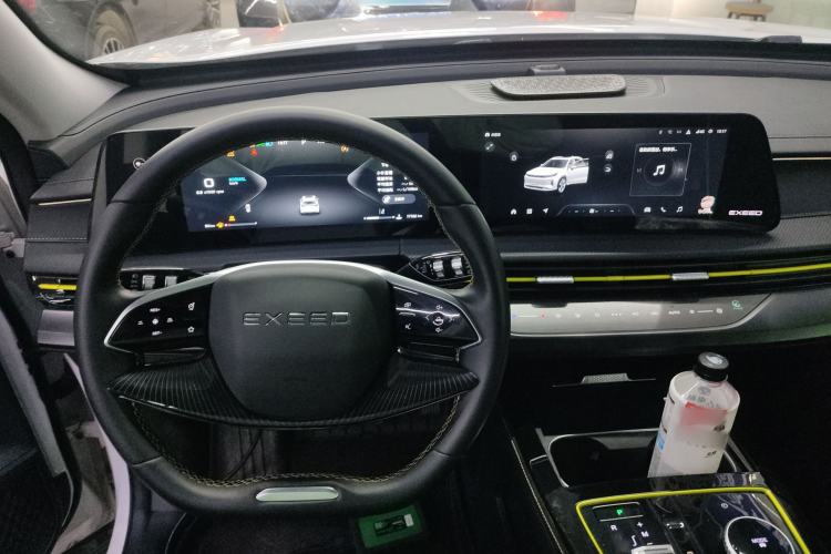 Used EXEED Zhuifeng 2023 1.6T DCT Chufengqi Edition Center Console