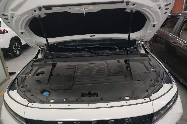 Used EXEED Zhuifeng 2023 1.6T DCT Chufengqi Edition Engine Bay