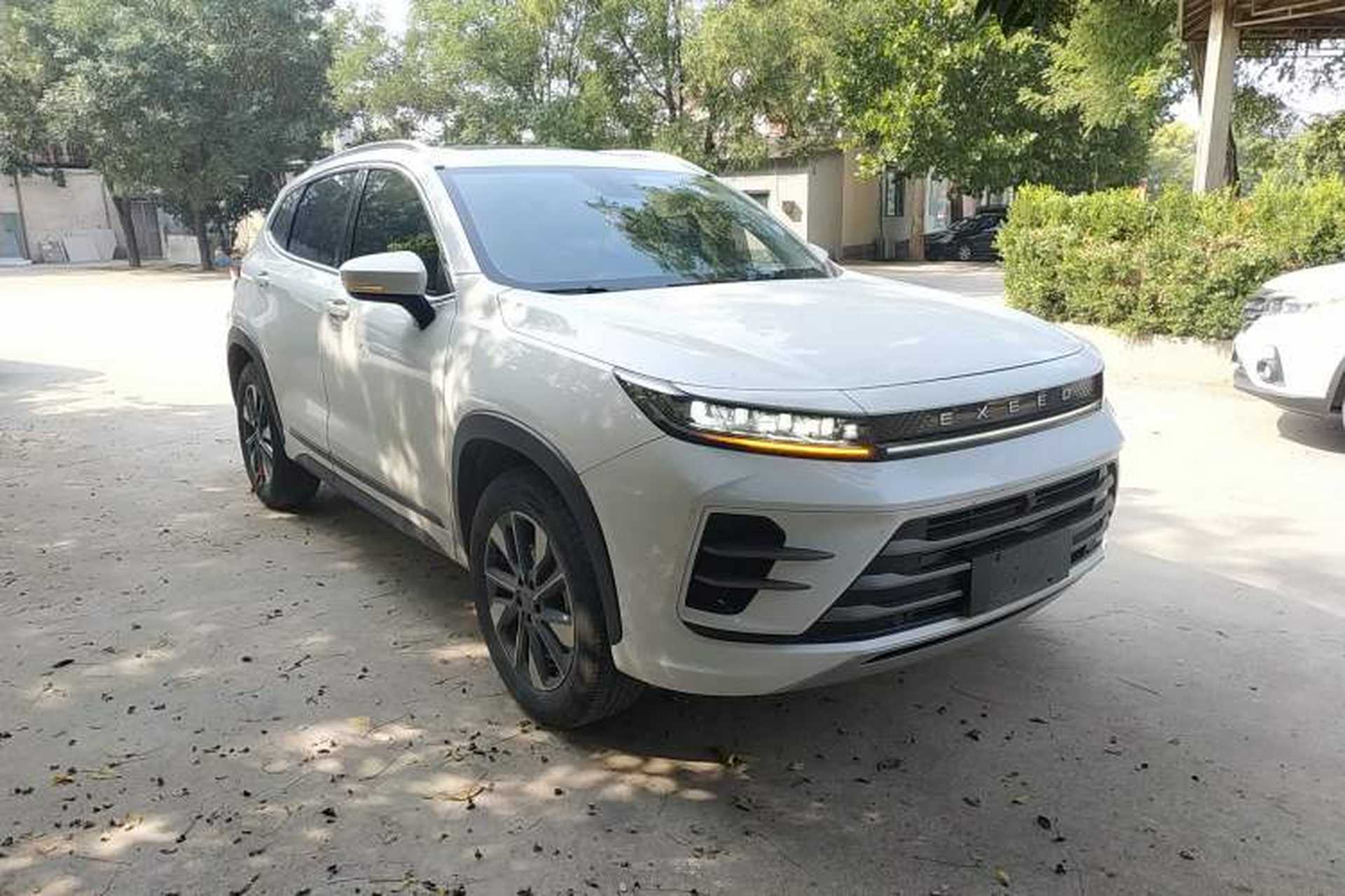 Used EXEED Zhuifeng 2023 1.5T CVT Yufeng Xing Edition Front Right 45 Deg