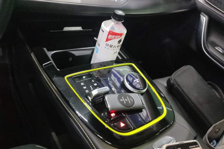 Used EXEED Zhuifeng 2023 1.6T DCT Chufengqi Edition Gear Lever