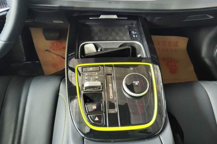 Used EXEED Zhuifeng 2023 1.6T DCT Chufengqi Edition Gear Lever