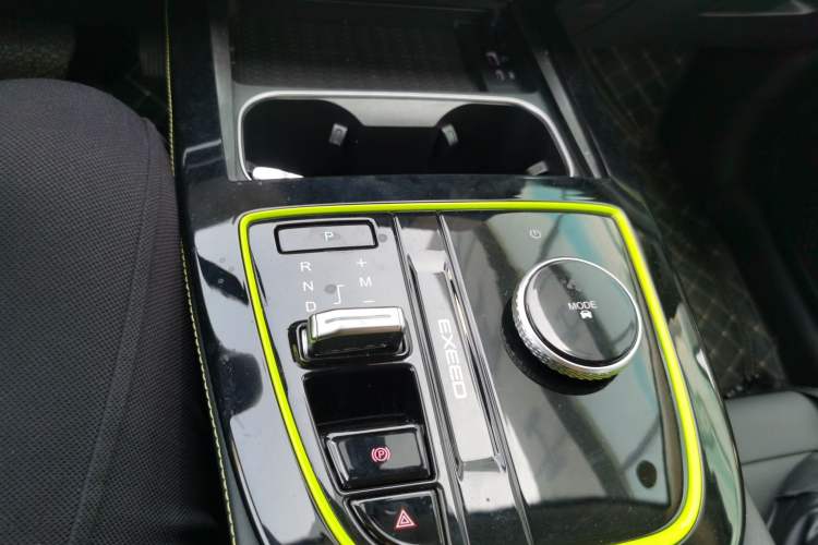 Used EXEED Zhuifeng 2023 1.5T CVT Yufeng Xing Edition Gear Lever