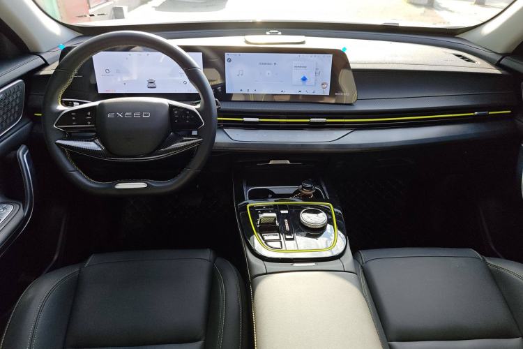 Used EXEED Zhuifeng 2023 1.5T CVT Yufeng Xing Edition Interior 3