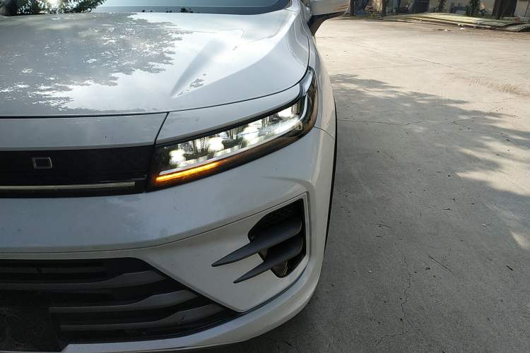 Used EXEED Zhuifeng 2023 1.5T CVT Yufeng Xing Edition Left Front Headlight