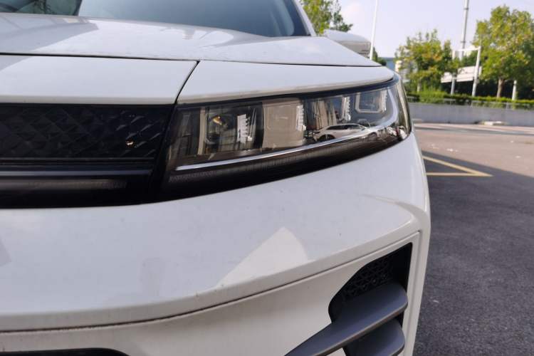 Used EXEED Zhuifeng 2023 1.5T CVT Yufeng Xing Edition Left Front Headlight