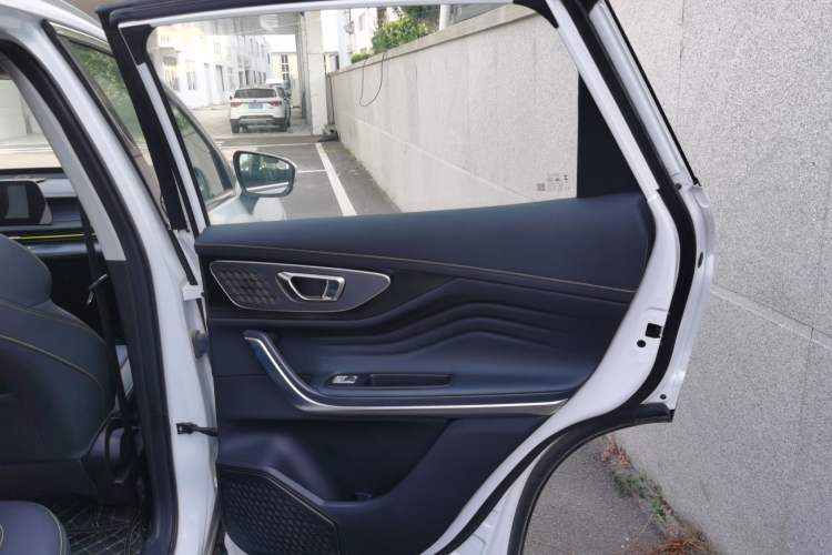 Used EXEED Zhuifeng 2023 1.5T CVT Yufeng Xing Edition Right Rear Door Interior
