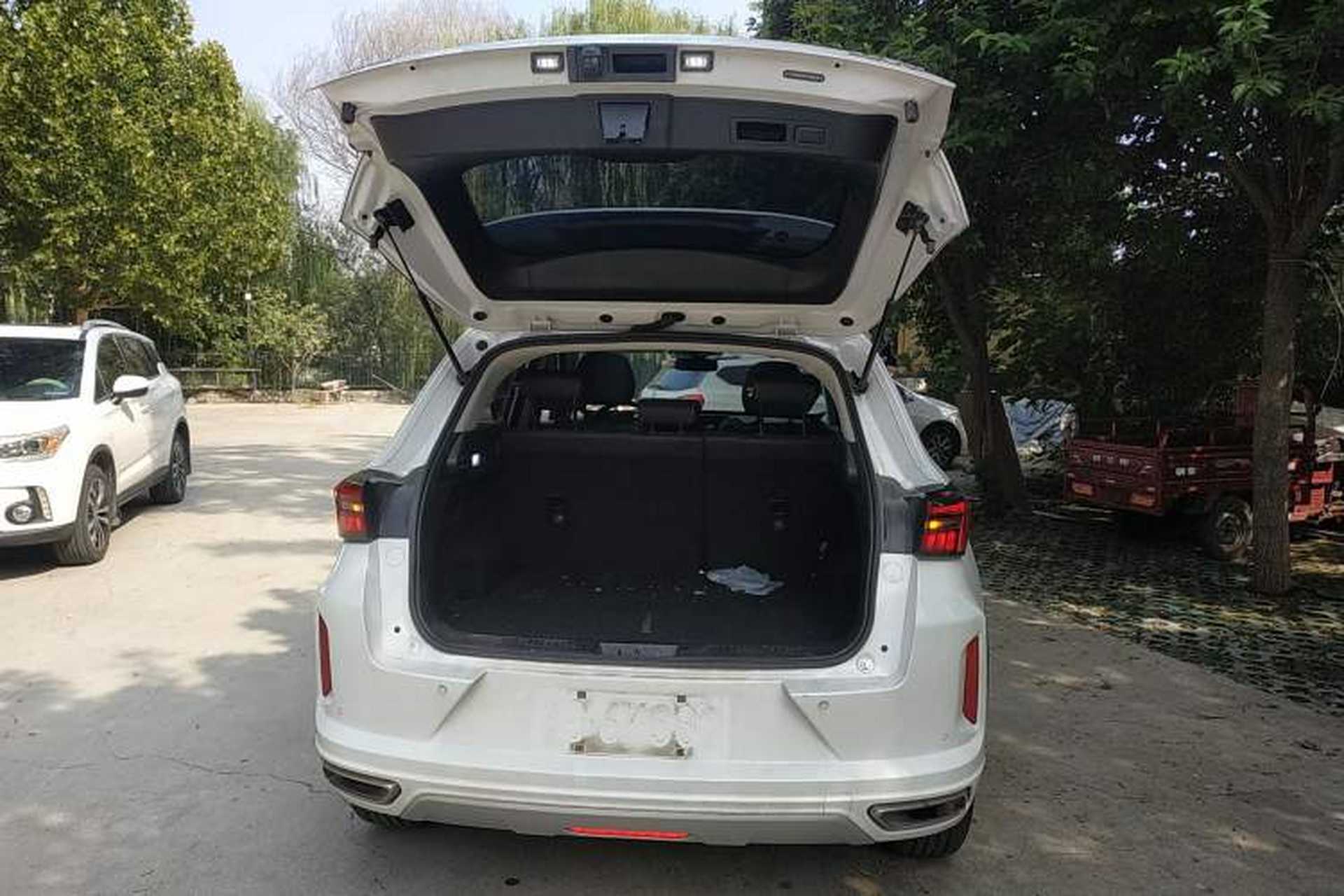 Used EXEED Zhuifeng 2023 1.5T CVT Yufeng Xing Edition Trunk