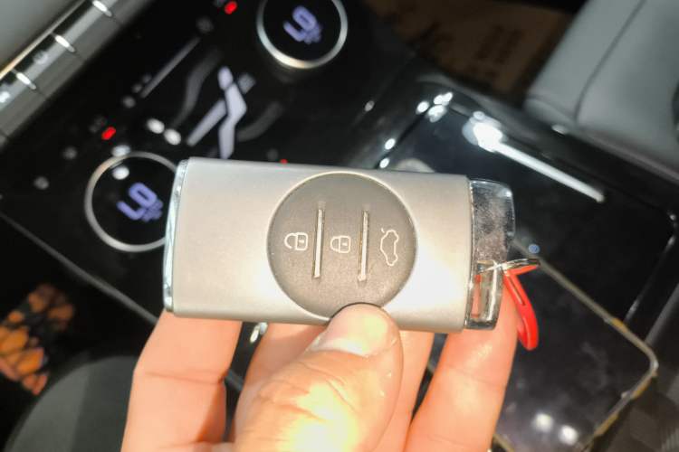 Used EXEED Zhuifeng 2024 1.5T CVT Swift Edition Vehicle Key