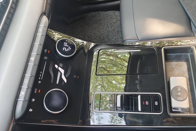 Used EXEED Zhuifeng 2024 1.5T CVT Goodies Peanut Edition Audio And AC Panel