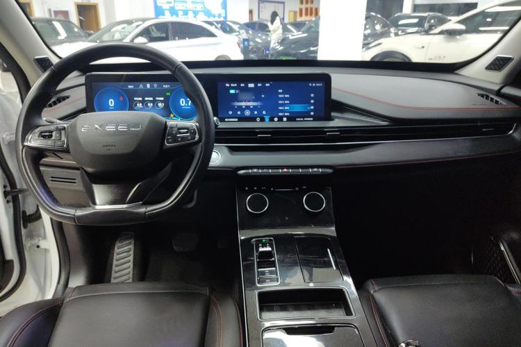 Used EXEED Zhuifeng 2024 1.5T CVT Goodies Peanut Edition Center Console