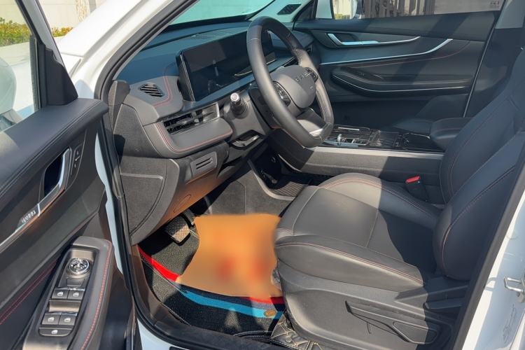 Used EXEED Zhuifeng 2024 1.5T CVT Goodies Peanut Edition Interior 1