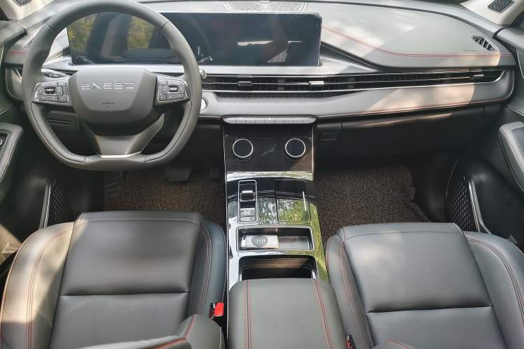 Used EXEED Zhuifeng 2024 1.5T CVT Goodies Peanut Edition Interior 2